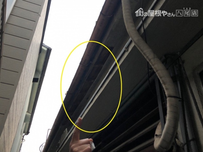 八尾市 屋根の下の壁が落ちた