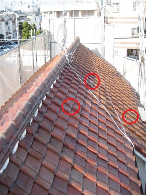八尾市で割れた瓦補修