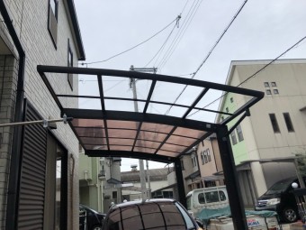 カーポートの屋根が飛んだ