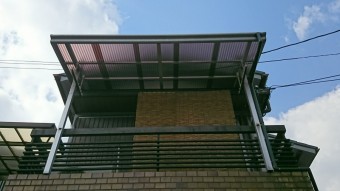 八尾市で波板張替工事