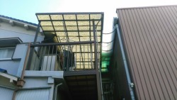 八尾市で波板張替