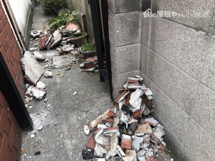 八尾市 外壁が落下