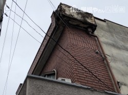 八尾市 庇落下
