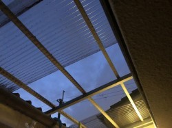 八尾市 波板が飛ぶ