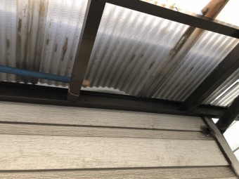 八尾 波板 浮いている