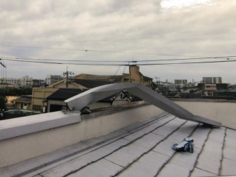 笠木が飛ばされた