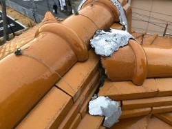 漆喰詰め直し