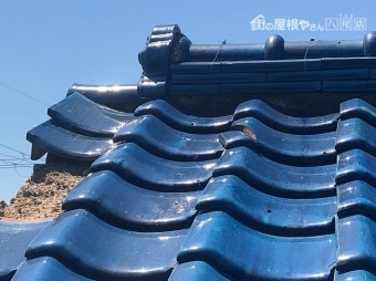 瓦のズレ