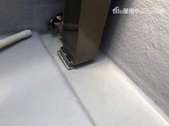 テラス足元のズレ