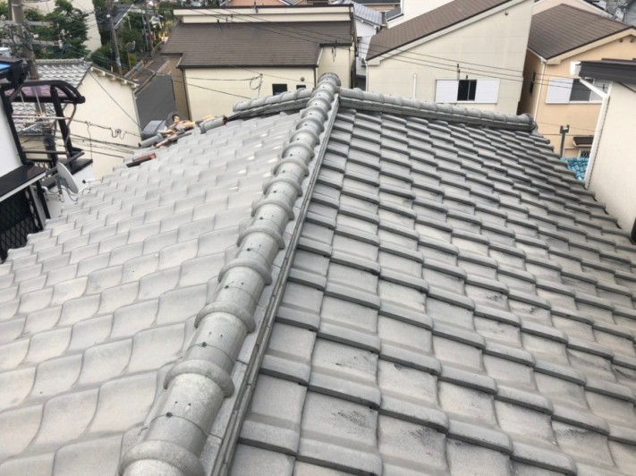 3階瓦屋根