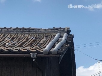 屋根瓦の落下