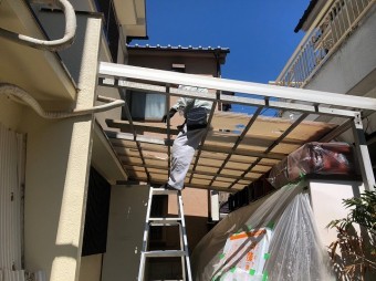 波板張り替え