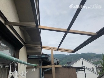 波板が飛来