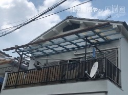 波板が飛んだ