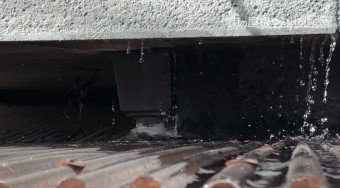 樋からの雨漏り