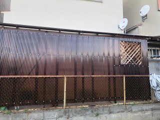 小屋の波板貼替施工後