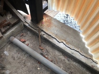 笠木にひび