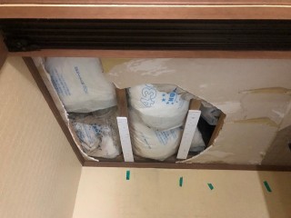天井に雨漏れ