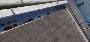 谷板金に錆び