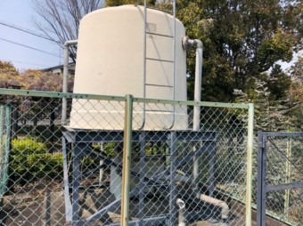 受水槽の塗装