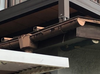 軒とい