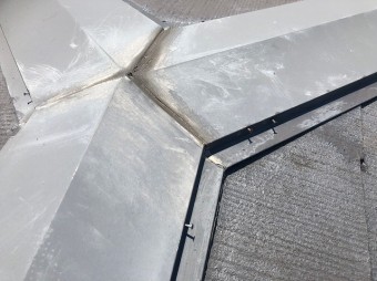 棟板金釘抜け
