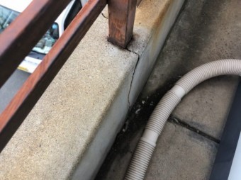 ベランダクラック