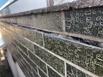 八尾市ベランダタイルが落ちそう