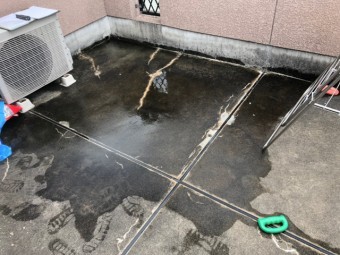 八尾市_雨漏り_ベランダ_現況
