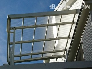 八尾市曙川町波板施工後