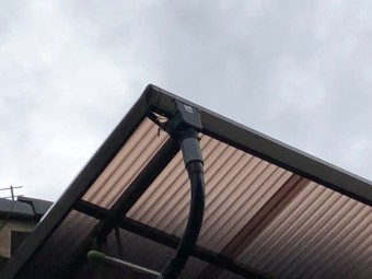 樋 水が漏れる 八尾市
