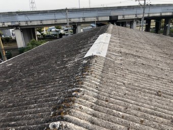 工場の屋根