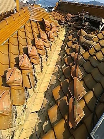 谷板金取り替え