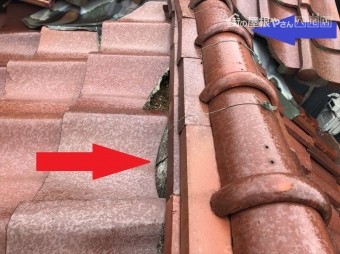 八尾市 漆喰の劣化で棟瓦がずれた