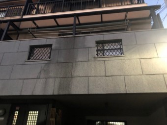 八尾市 外壁の汚れ