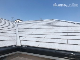 3階建ての屋根