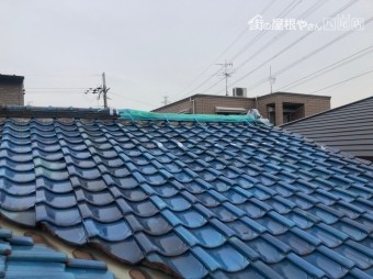 棟瓦飛んだ