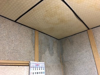 2階雨漏れ