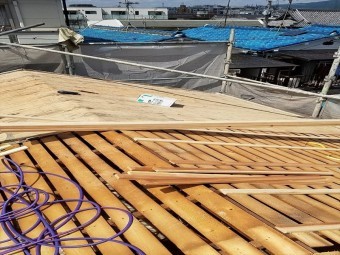 八尾市 葺き替え工事 胴縁