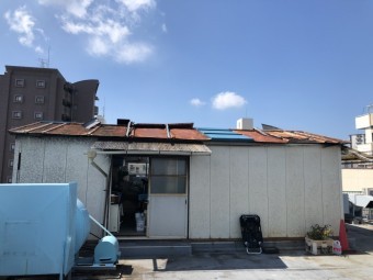 トタン屋根なくなった