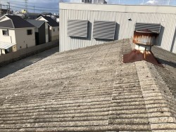 工事前のスレート屋根