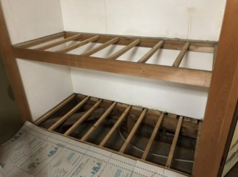 押入れ解体