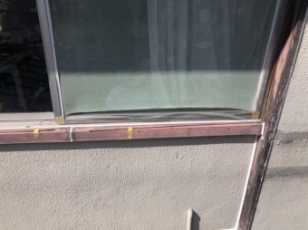雨漏りしそうなサッシ