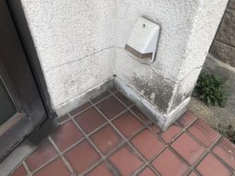 玄関先クラック