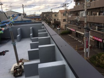 笠木取付完了