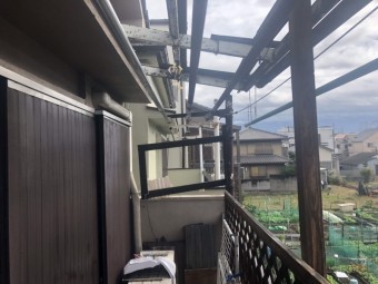 ベランダの波板