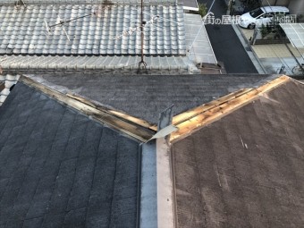 棟板金めくれた後