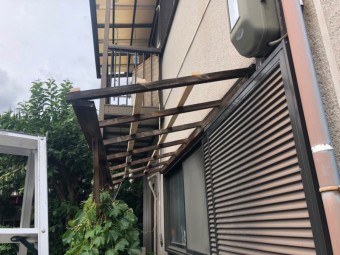1F波板施工中木下地