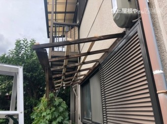 1F波板施工中木下地