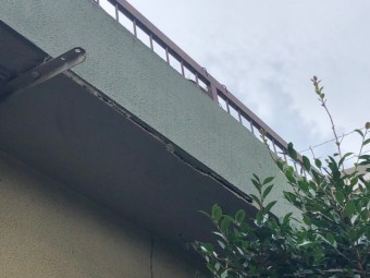 軒下が落ちそう